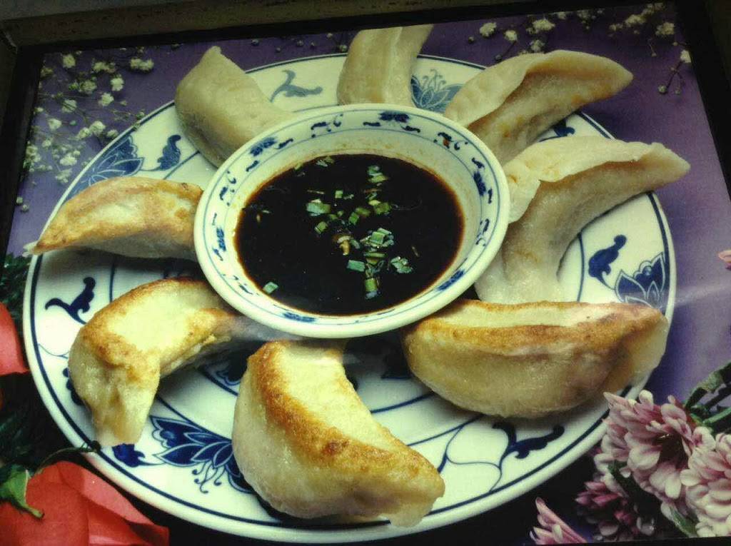 Double Dragon | restaurant | 514 Blue Ridge Ave, Bedford, VA 24523, USA | 5405861975 OR +1 540-586-1975