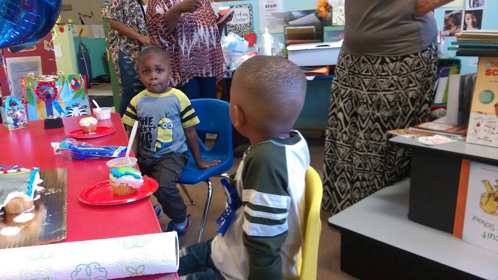 Sharks | restaurant | 3936 Broadway, Gary, IN 46408, USA | 2198844455 OR +1 219-884-4455