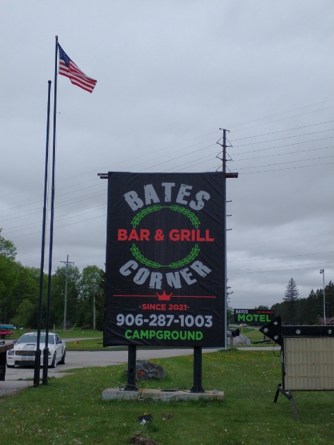 Bates Corner Bar and Grill | restaurant | W16431 US-2, Gould City, MI 49838, USA | 9062871003 OR +1 906-287-1003