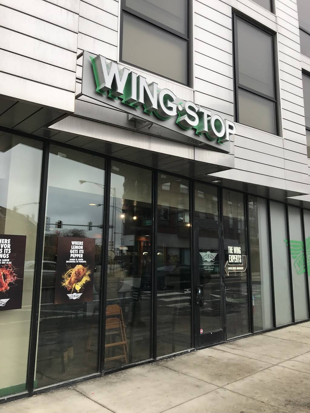 Wingstop | restaurant | 830 N Milwaukee Ave, Chicago, IL 60642, USA | 3129488518 OR +1 312-948-8518