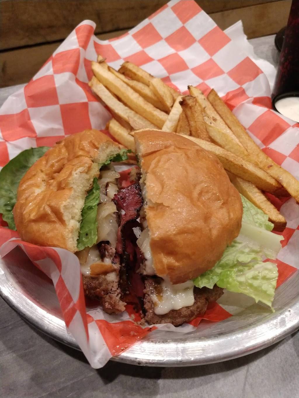 Burgher Burger | restaurant | 108 4th St, Irwin, PA 15642, USA | 7245905505 OR +1 724-590-5505