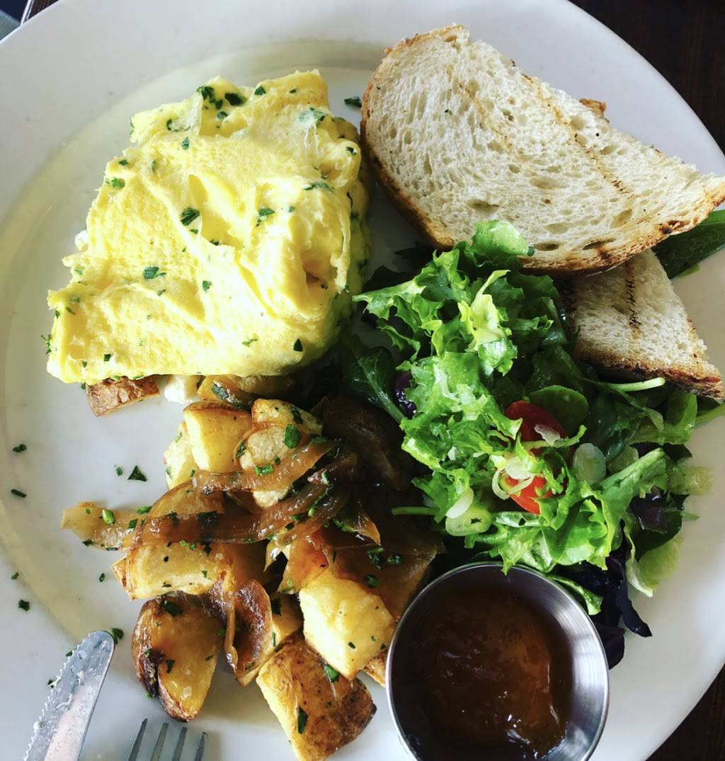 Atmosphere Mar Vista | restaurant | 12034 Venice Blvd, Los Angeles, CA 90066, USA | 3104370144 OR +1 310-437-0144