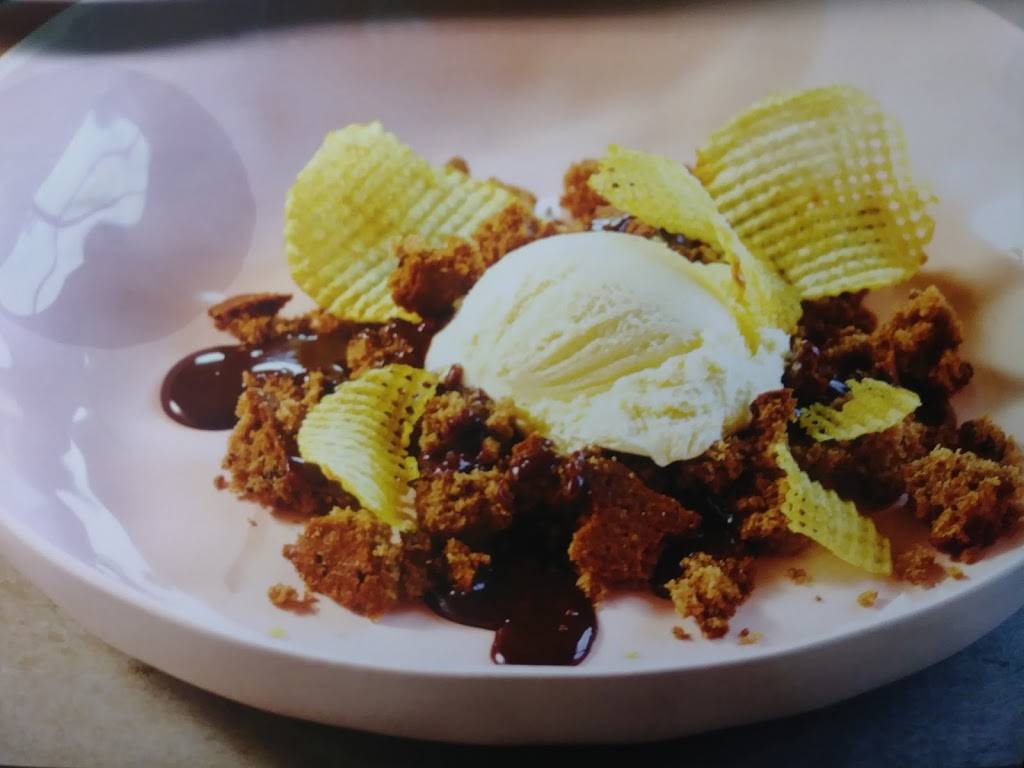 Healys Westside | restaurant | 7321 Madison St, Forest Park, IL 60130, USA | 7083664277 OR +1 708-366-4277