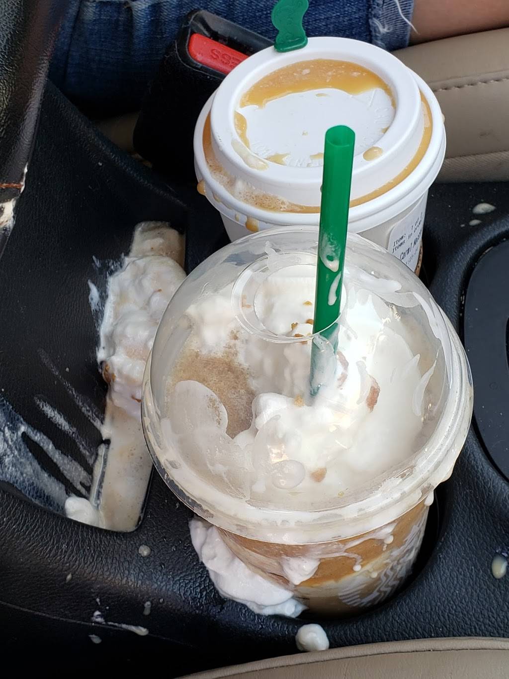 Starbucks | cafe | 3220 Countryside Dr, Turlock, CA 95380, USA | 2096342794 OR +1 209-634-2794