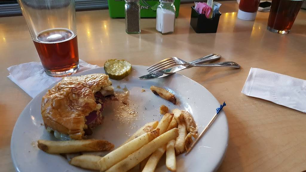 G.L. Shacks Grill | restaurant | 583 Frederick Rd #1, Catonsville, MD 21228, USA | 4107880879 OR +1 410-788-0879