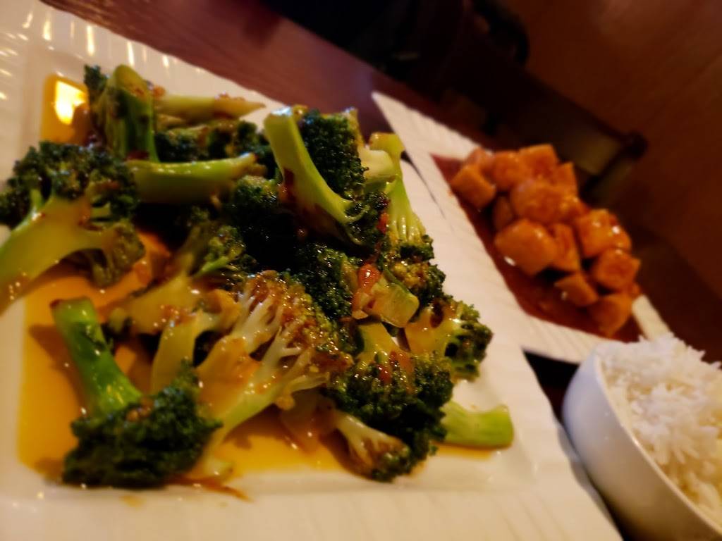 J J Asian Cuisine | restaurant | 627 Main St, Harleysville, PA 19438, USA | 2152568688 OR +1 215-256-8688