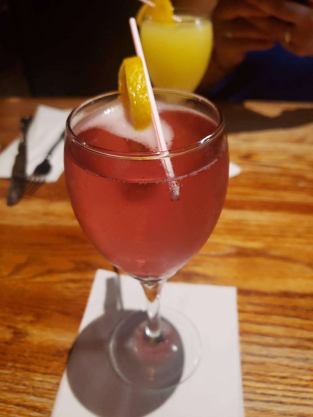 Hearth n Kettle Hyannis | restaurant | 1225 Iyannough Rd #3, Hyannis, MA 02601, USA | 5085682935 OR +1 508-568-2935