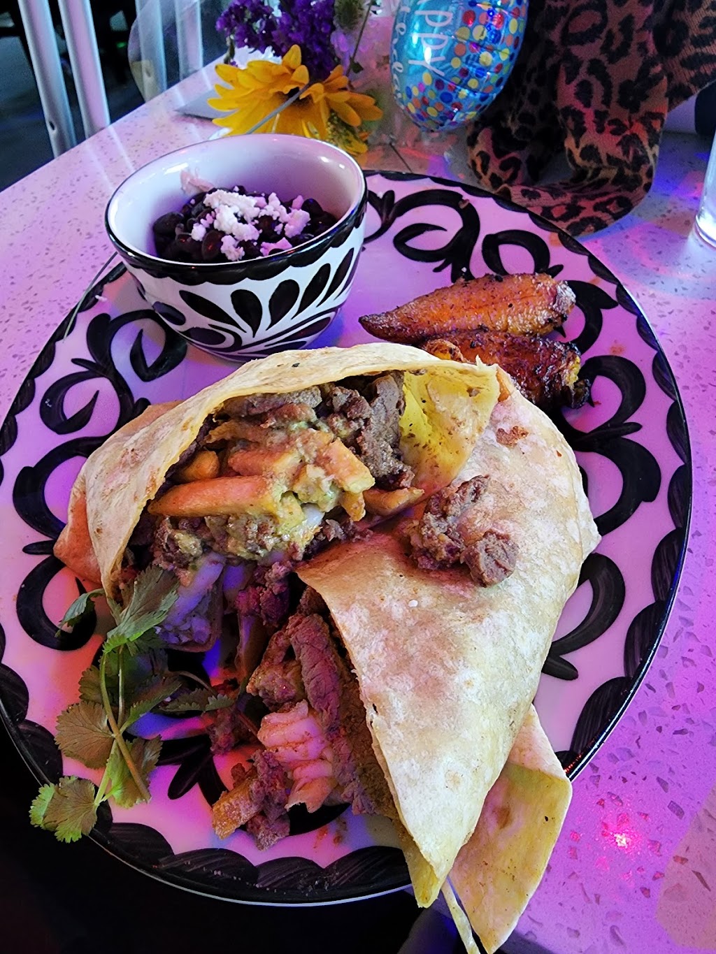 Kalaveras Cantina Urbana | restaurant | 1690 Spruce St, Riverside, CA 92507, USA | 9517425761 OR +1 951-742-5761