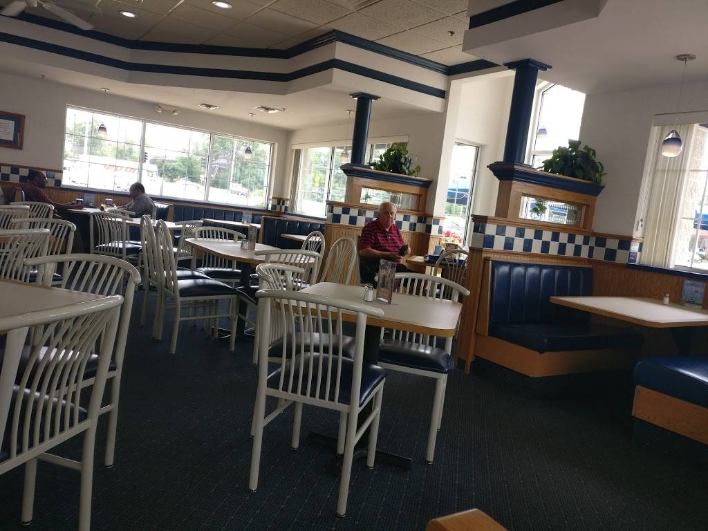 Culvers | restaurant | 2500 Ogden Ave, Downers Grove, IL 60515, USA | 6304349401 OR +1 630-434-9401