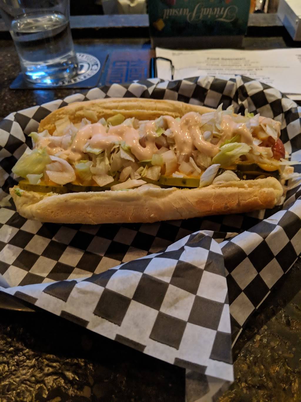 Round The Horn | restaurant | 331 Roncesvalles Ave, Toronto, ON M6R 2M8, Canada | 4167852123 OR +1 416-785-2123