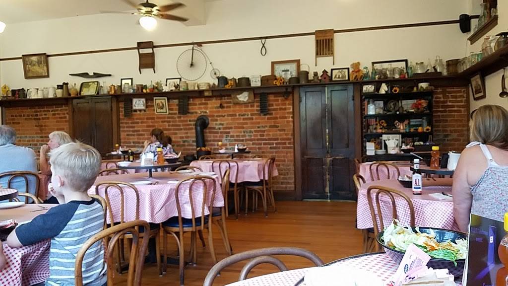 Schoolhouse Restaurant | restaurant | 8031 Glendale Milford Rd, Camp Dennison, OH 45111, USA | 5138315753 OR +1 513-831-5753