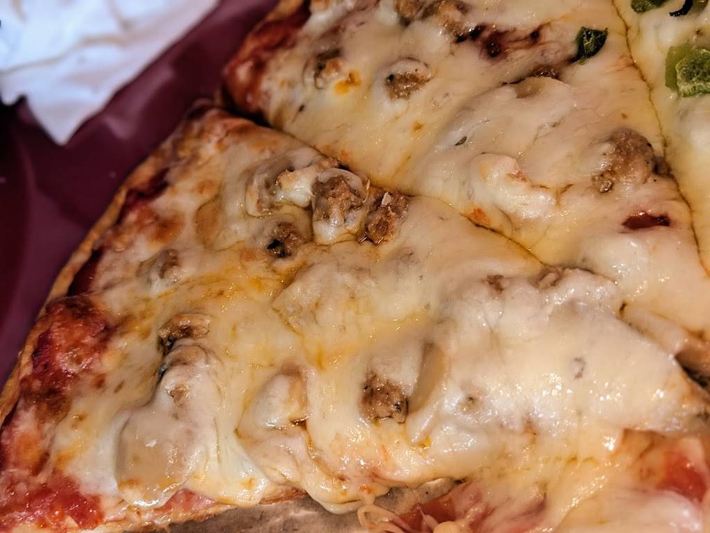 Karens Pizzeria | restaurant | 1085 Eaton Ave, Hamilton, OH 45013, USA | 5137378111 OR +1 513-737-8111