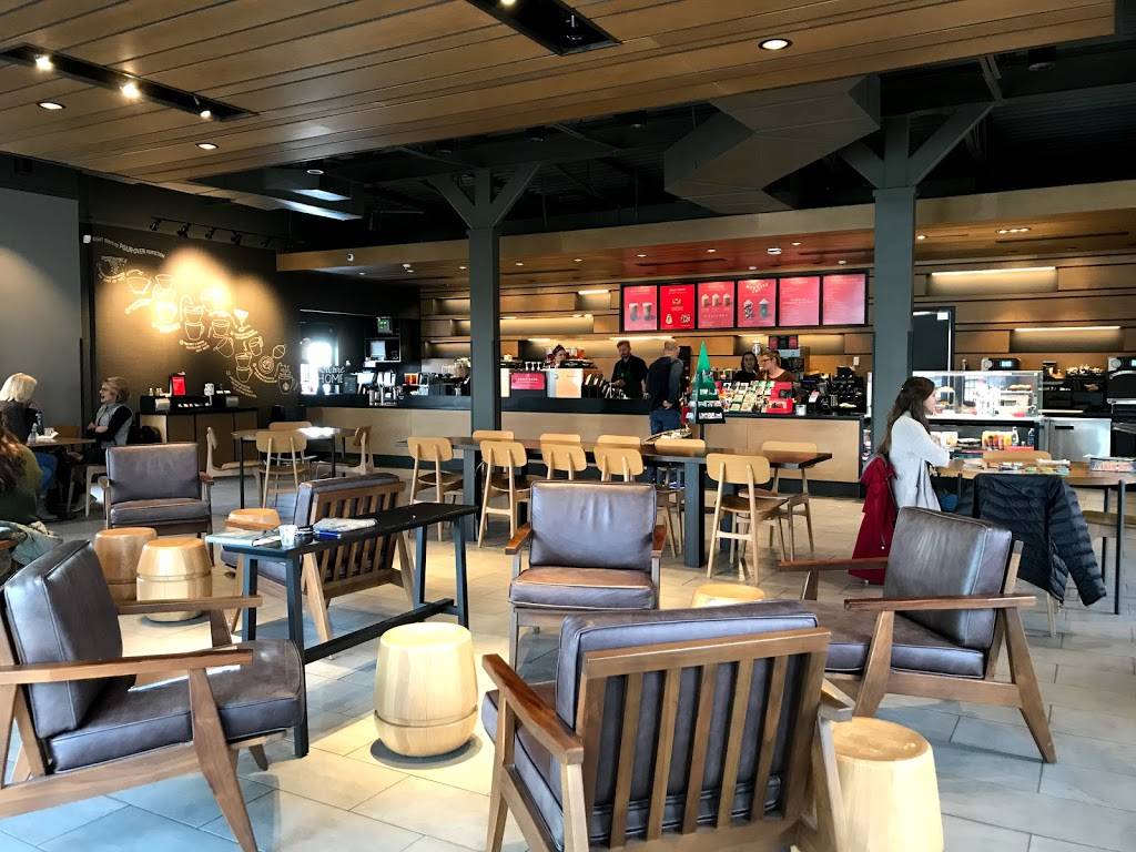 Starbucks | cafe | 11701 College Blvd, Overland Park, KS 66210, USA | 9134988572 OR +1 913-498-8572