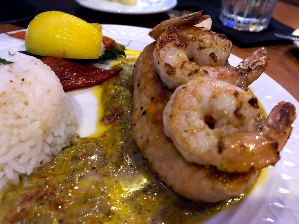 Luna | restaurant | 950 Lake Carillon Dr, St. Petersburg, FL 33716, USA | 7279542140 OR +1 727-954-2140