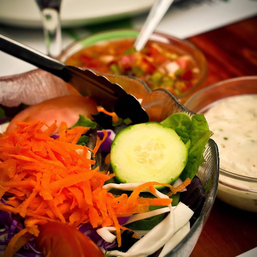 Le Milsa Restaurant | restaurant | 579 Boulevard Saint-Martin O, Laval, QC H4M 1Y9, Canada | 4509677770 OR +1 450-967-7770