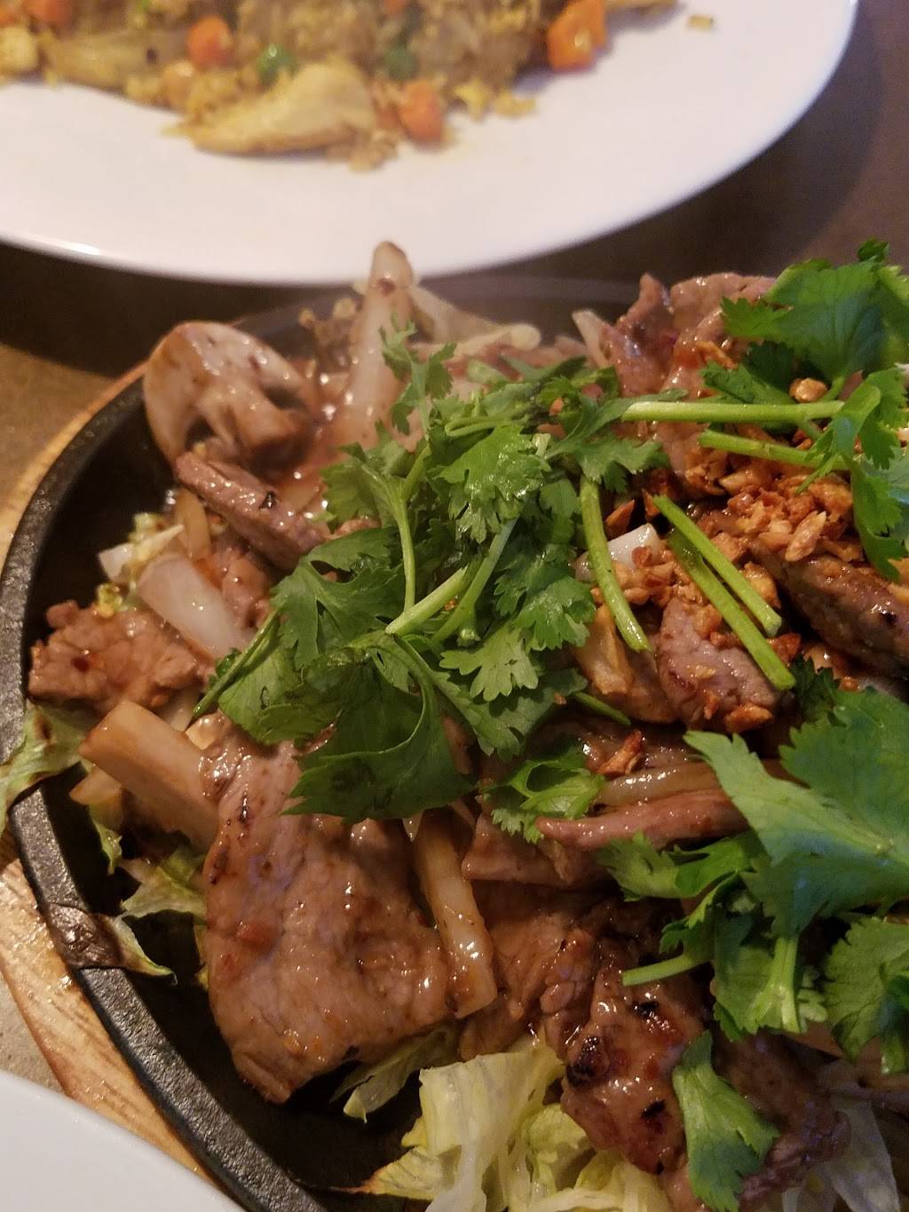 Pear Thai Cuisine | restaurant | 710 Commercial Ave, Anacortes, WA 98221, USA | 3602934004 OR +1 360-293-4004