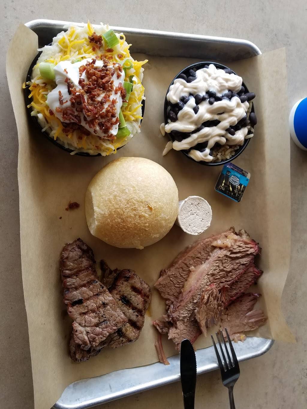 Wallabys Smokehouse | restaurant | 69 State St, Orem, UT 84058, USA | 8017854447 OR +1 801-785-4447