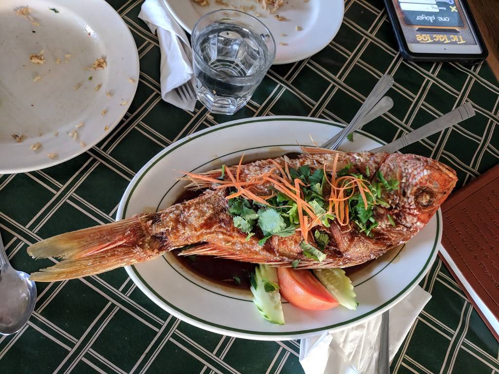 Thai Valley | restaurant | 4600 N Kedzie Ave, Chicago, IL 60625, USA | 7735882020 OR +1 773-588-2020