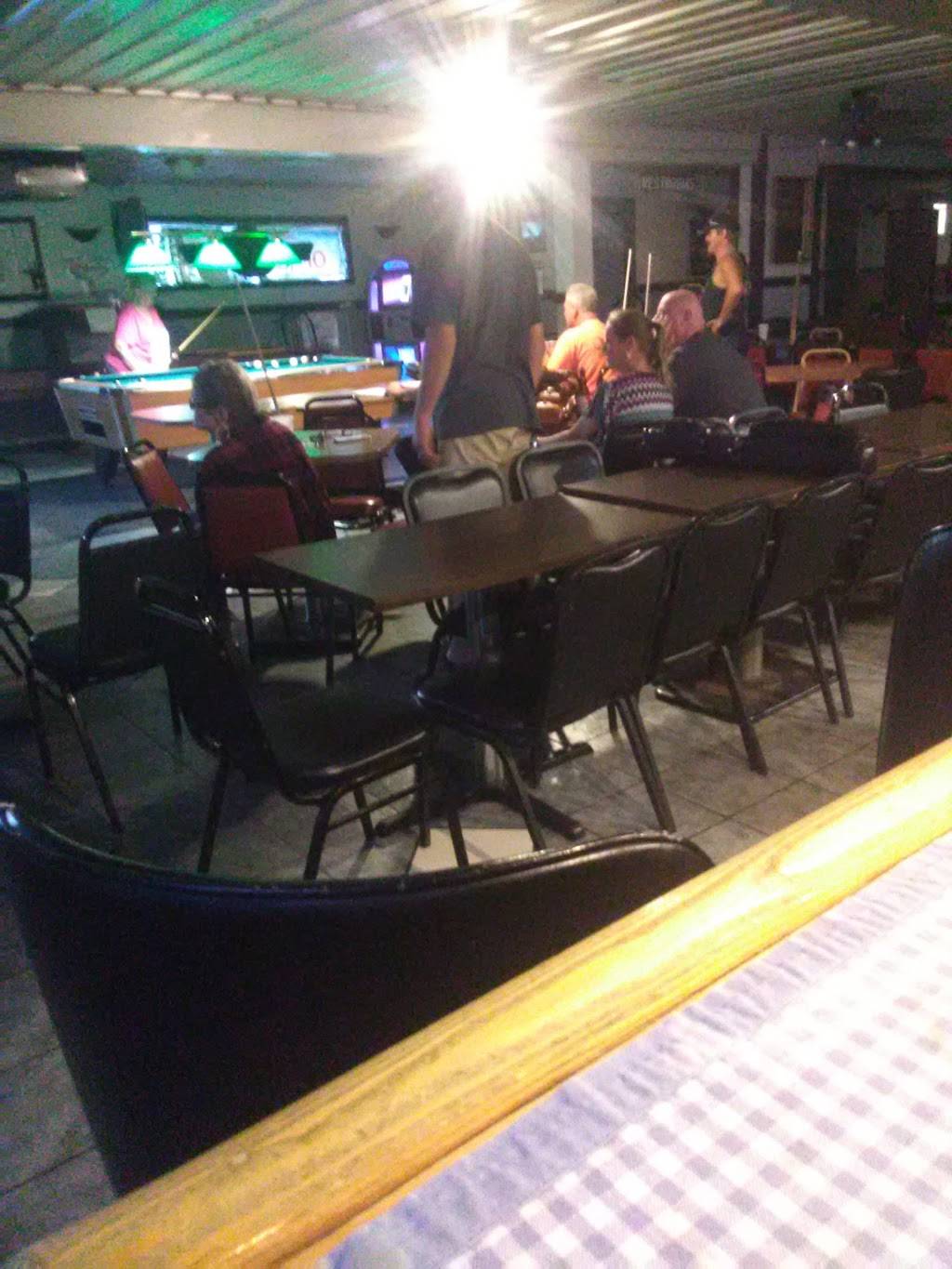 The New Village Inn | restaurant | 2221 E Jackson St, Muncie, IN 47303, USA | 7652870064 OR +1 765-287-0064