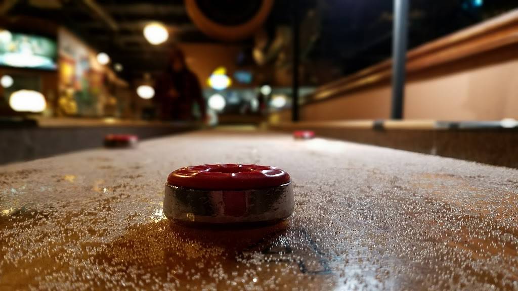 Sharkeys Family Billiards & Pizza | restaurant | 700 W Hawkeye Ave, Turlock, CA 95380, USA | 2096697665 OR +1 209-669-7665