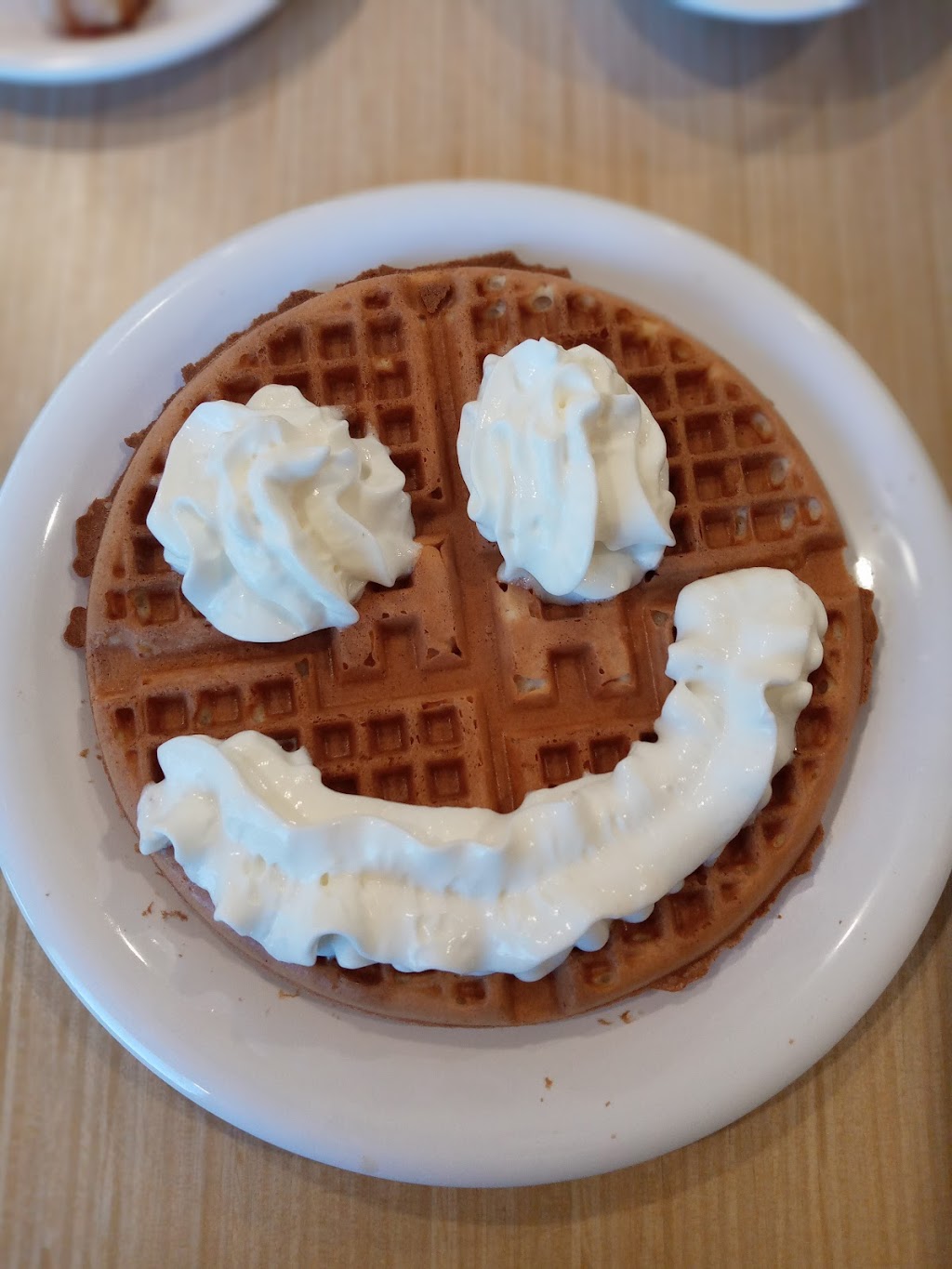 Huddle House | restaurant | 3151 N Bryant Blvd, San Angelo, TX 76903, USA | 3252416937 OR +1 325-241-6937