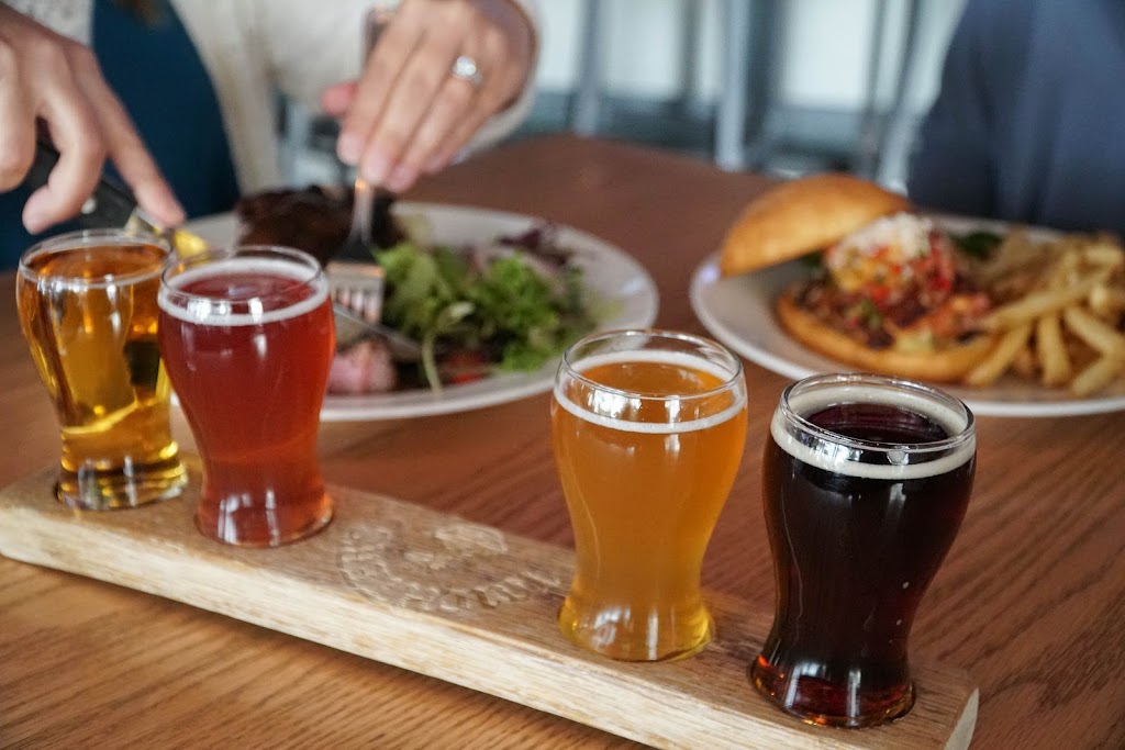 Shades Bar & Grill | restaurant | 10952 E County Hwy 30A, Inlet Beach, FL 32413, USA | 8502319410 OR +1 850-231-9410