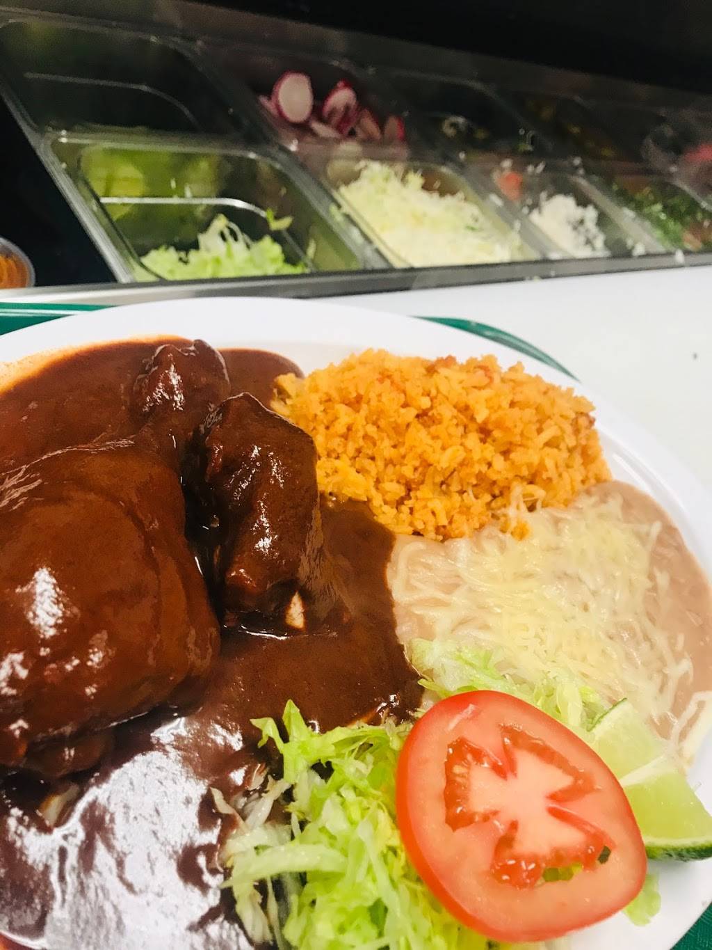 Cachanilla | restaurant | 600 N D St #3117, Madera, CA 93638, USA | 5596647238 OR +1 559-664-7238