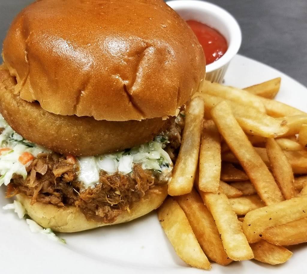 Trillos 15X | restaurant | Xchange Retail Shops, 1002 Riverside Station Blvd, Secaucus, NJ 07094, USA | 2017063178 OR +1 201-706-3178