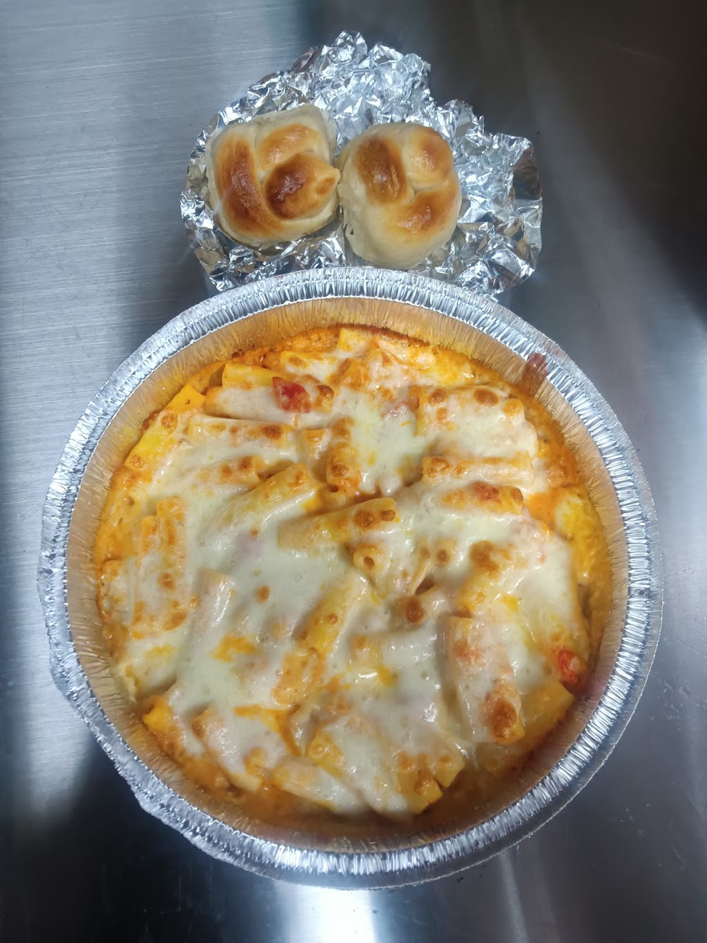 Manhattan City Pizza | restaurant | 5677 Park St N, St. Petersburg, FL 33709, USA | 7272893239 OR +1 727-289-3239