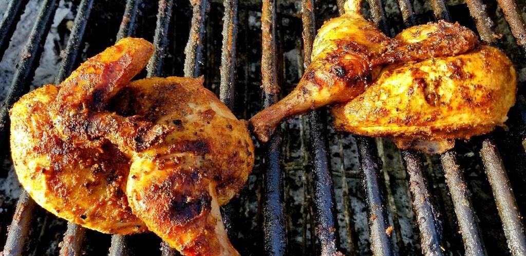 Countryside Market & Restaurant | restaurant | 8139 E Bear Mountain Blvd, Bakersfield, CA 93307, USA | 6618458000 OR +1 661-845-8000