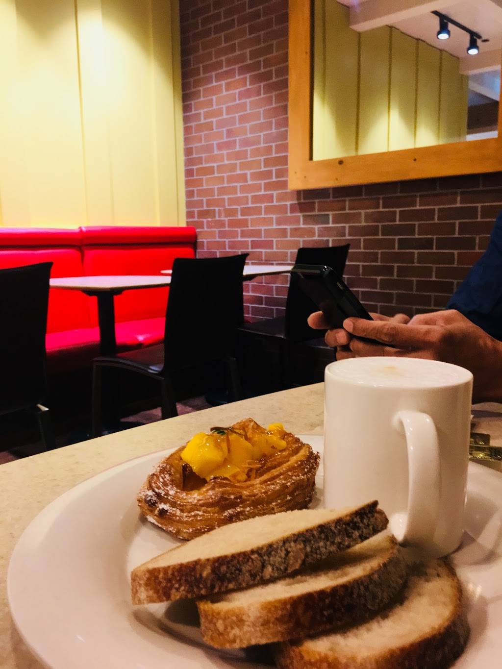 Andersen Bakery | bakery | 115 Sun Valley Mall, Concord, CA 94520, USA | 9258256256 OR +1 925-825-6256