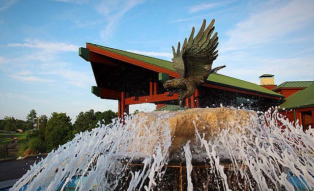 The Golf Club at Eagle Pointe | restaurant | 2250 E Pointe Rd, Bloomington, IN 47401, USA | 8128244040 OR +1 812-824-4040