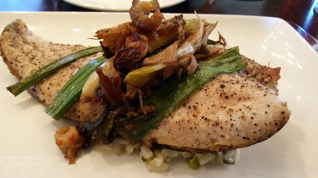 Bistro By The Tracks | restaurant | 215 Brookview Centre Way Suite 109, Knoxville, TN 37919, USA | 8655589500 OR +1 865-558-9500