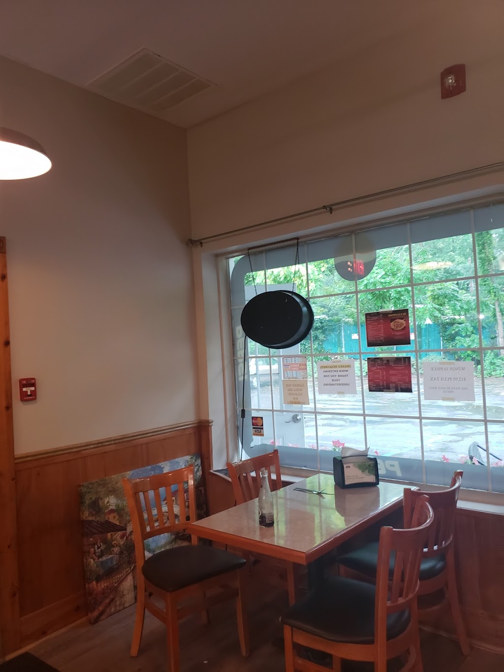 Gotta Luv It Pizzeria & Sandwich Shop | restaurant | 187 Kingston Ave, Wurtsboro, NY 12790, USA | 8458884222 OR +1 845-888-4222