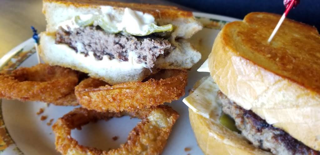 Emma Jeans Holland Burger Cafe | restaurant | 17143 N D St, Victorville, CA 92394, USA | 7602439938 OR +1 760-243-9938