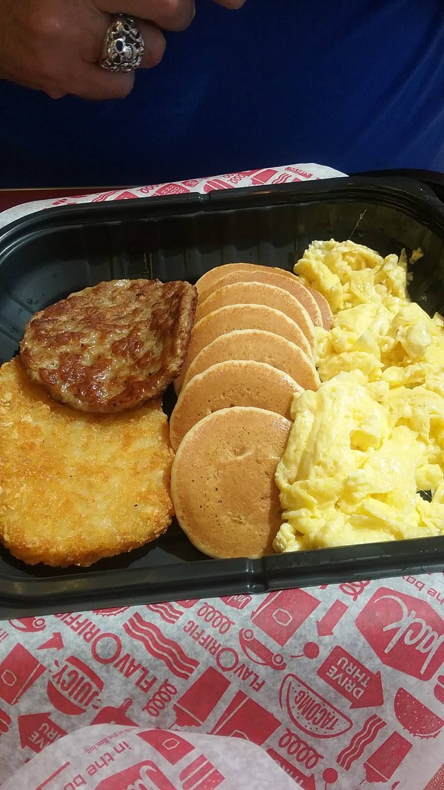 Jack in the Box | restaurant | 34504 Yucaipa Blvd, Yucaipa, CA 92399, USA | 9097975344 OR +1 909-797-5344