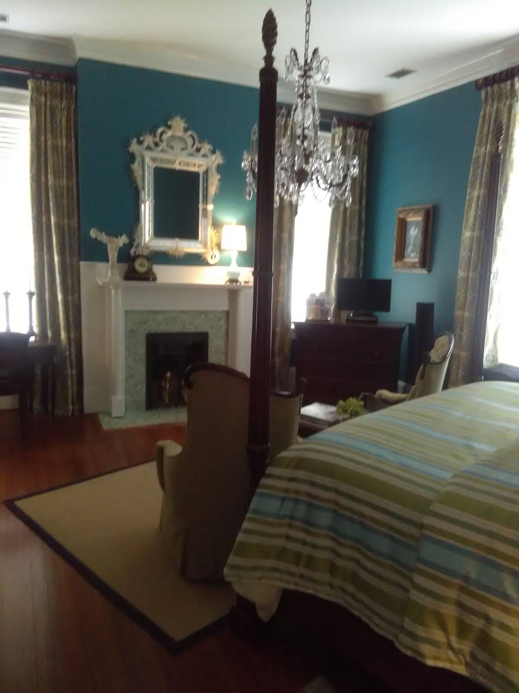 Rosewood Manor | restaurant | 900 N Main St, Marion, SC 29571, USA | 3363129260 OR +1 336-312-9260