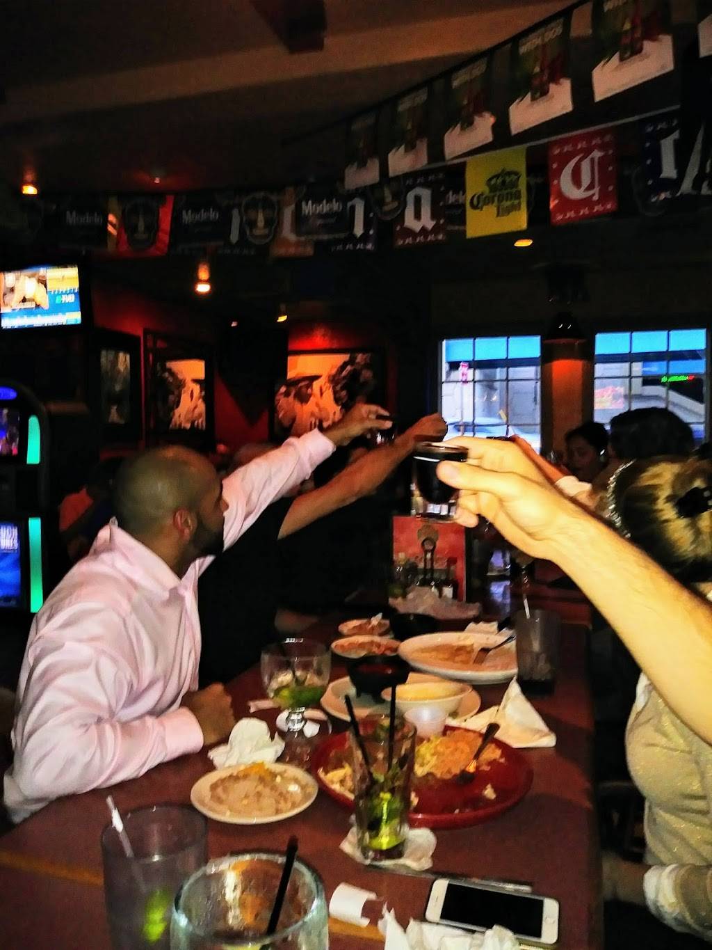 Pine Island | shopping mall | 8800-8900, FL-84, Davie, FL 33324, USA | 5616302300 OR +1 561-630-2300