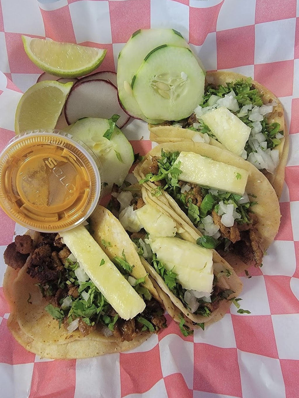 Food Truck Los Reyes Calentanos | restaurant | 1122 E Home Rd, Springfield, OH 45503, USA | 9372156123 OR +1 937-215-6123