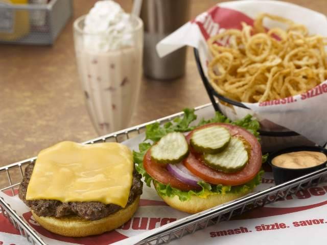 Smashburger | restaurant | 21001 N Tatum Blvd, Phoenix, AZ 85050, USA | 4806646210 OR +1 480-664-6210