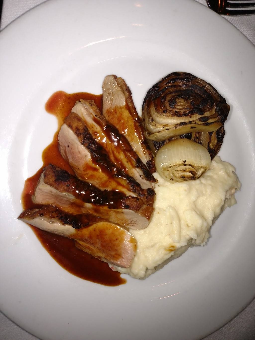 Embers | restaurant | 3545 SW 34th St A, Gainesville, FL 32608, USA | 3523800901 OR +1 352-380-0901