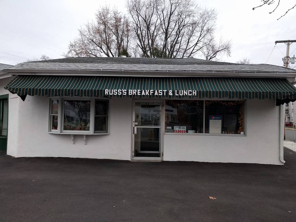 Russs | restaurant | 5 Rimmon Ave, Springfield, MA 01107, USA | 4137369754 OR +1 413-736-9754