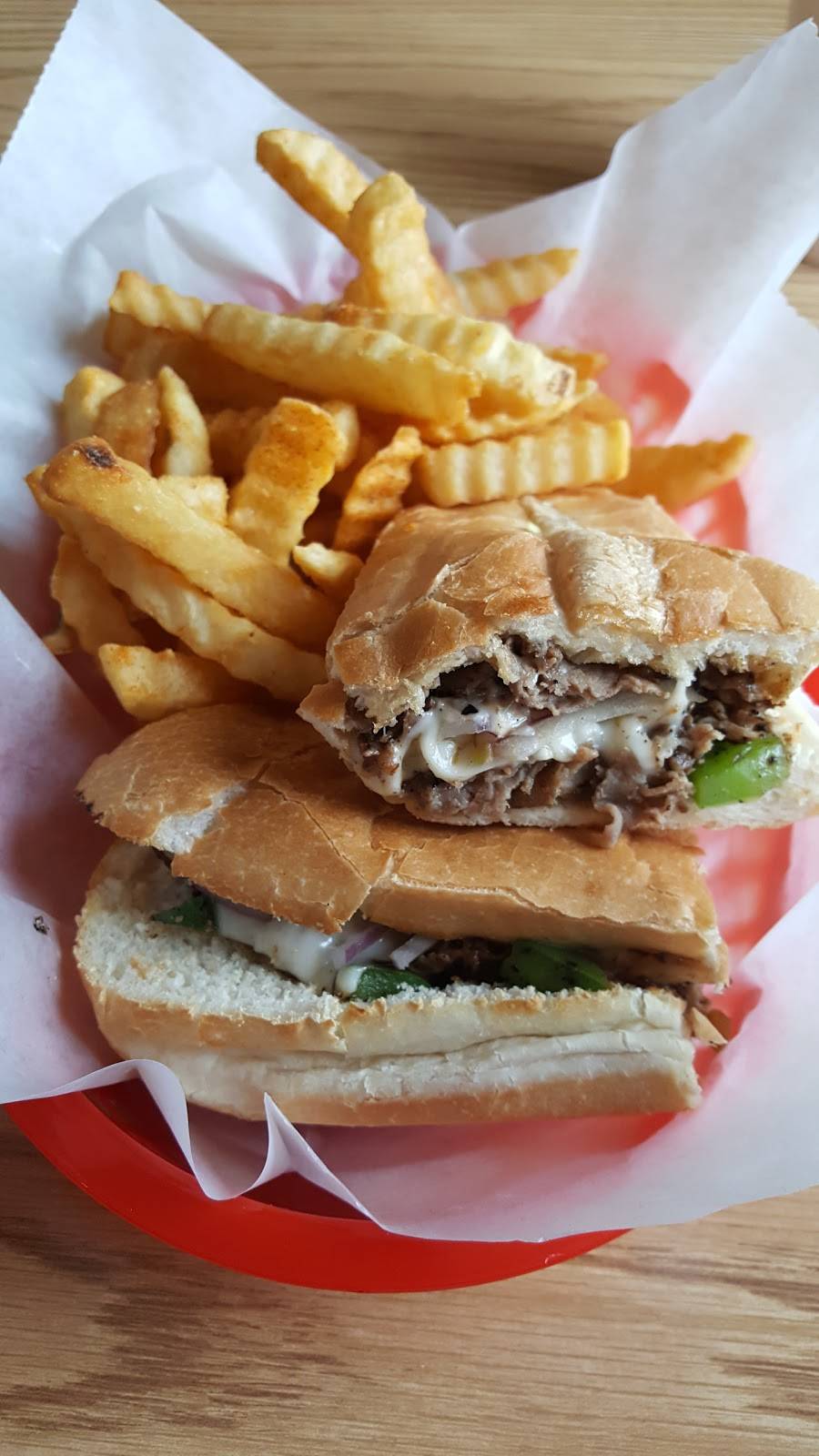 Yellow Submarine | restaurant | 3313 Old Forest Rd, Lynchburg, VA 24501, USA | 4343855357 OR +1 434-385-5357