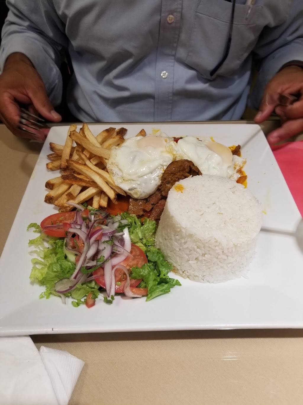 Tricolory | restaurant | 847 2nd Ave, Elizabeth, NJ 07202, USA | 9082897004 OR +1 908-289-7004