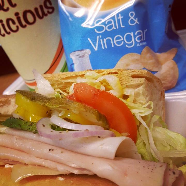 Deli Delicious | restaurant | 950 Herndon Ave #110, Clovis, CA 93612, USA | 5593253354 OR +1 559-325-3354