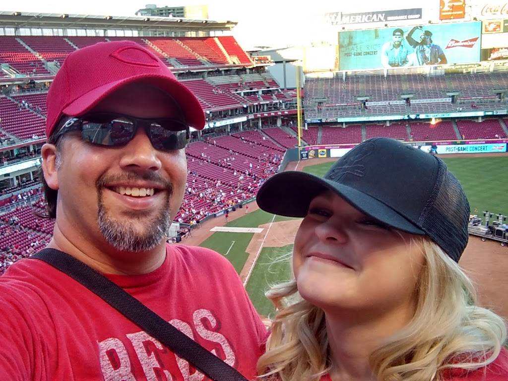 Skyline Bar And Grill | restaurant | 5500 Skyline Dr, Owensboro, KY 42301, USA | 2709298907 OR +1 270-929-8907