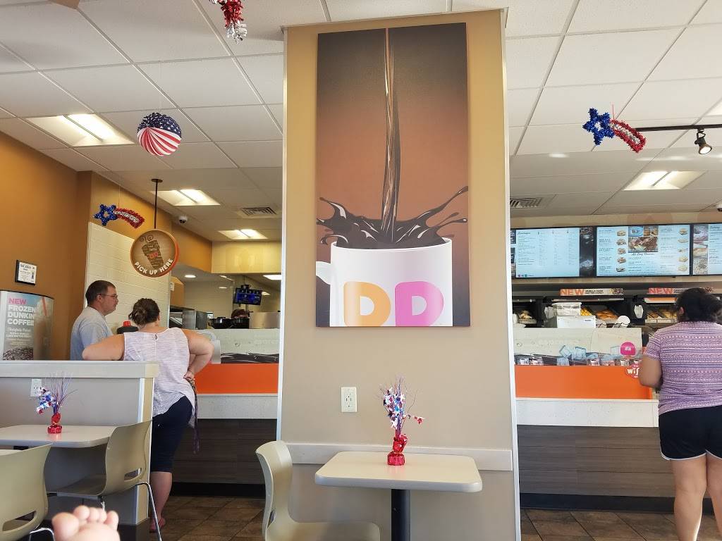 Dunkin | bakery | 1329 E Oak St, Arcadia, FL 34266, USA | 8634941040 OR +1 863-494-1040