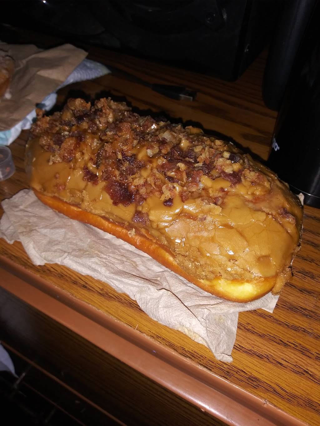 Bizzy Jeans Donuts | bakery | 1811 Pioneer Pkwy E, Springfield, OR 97477, USA | 4582058611 OR +1 458-205-8611