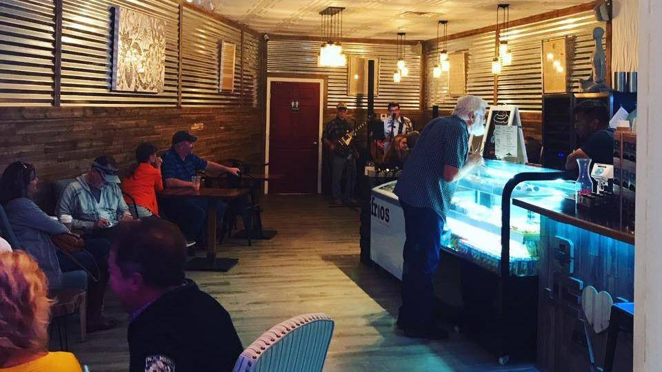 Je Mocha Bean Coffee & Wine Bar | cafe | 16708 Termini-San Luis Pass Rd Ste F, Jamaica Beach, TX 77554, USA | 7138705470 OR +1 713-870-5470