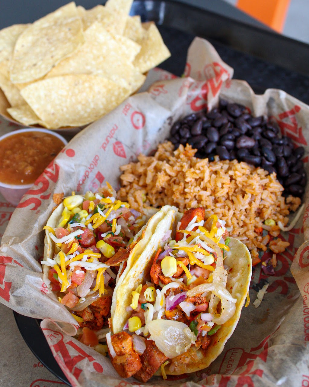 Izzos Illegal Burrito - Central | restaurant | 9950 Sullivan Rd suite b, Baton Rouge, LA 70818, USA | 2254753650 OR +1 225-475-3650